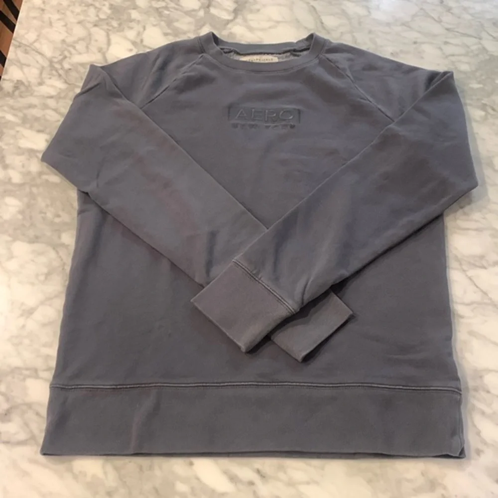 Mens Aeropostale crew neck sweatshirt size medium